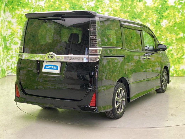 ヴォクシー2.0 ZS 煌III