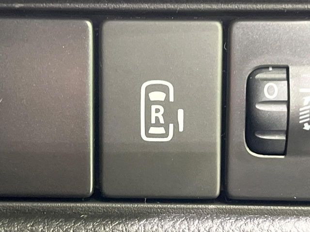 �y�p���[�X���C�h�h�A�z�X�}�[�g�L�[��^�]�Ȃ̃X�C�b�`�ŃX���C�h�h�A�̊J���\���d��������͂����ăh�A���J����K�v�������A���������q�l�ł��A�d���ו��������Ă��鎞�����N�ɊJ���߂ł��܂���