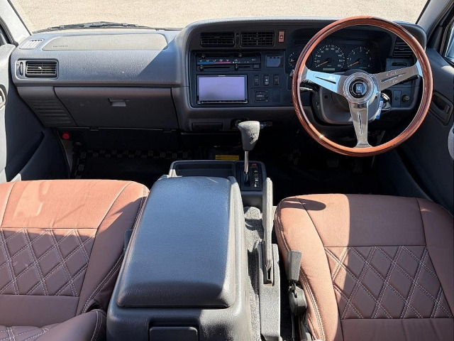 ハイエースバン3.0 スーパーGL ロング ディーゼル 4WD