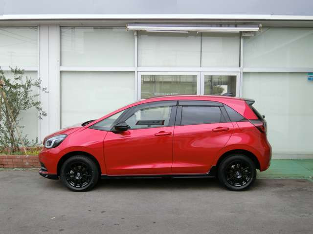 フィット1.5 e:HEV ホーム ブラックスタイル 4WD