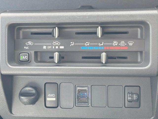 �����~�������Ă��S�Ȃɉ��K�ȋ󒲂�͂��Ă����A�_�C�������G�A�R���𑕔���