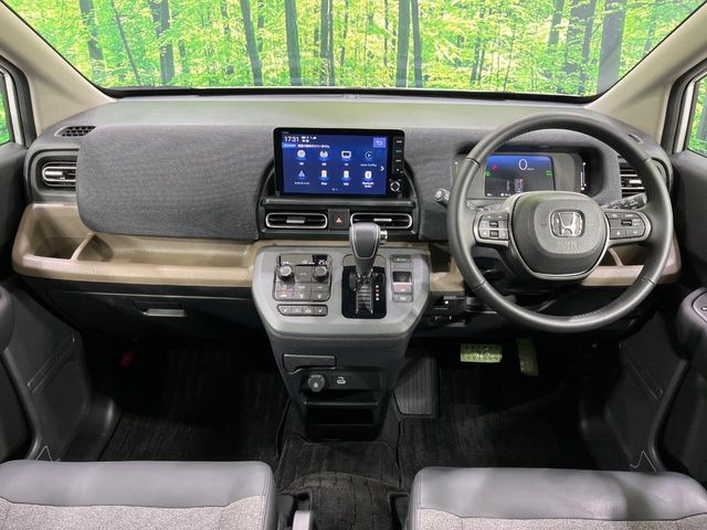 フリード1.5 e:HEV エアー EX