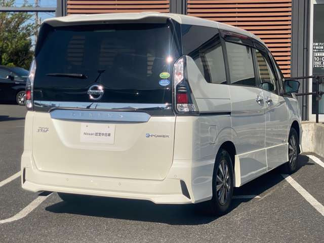 セレナ1.2 e-POWER ハイウェイスターV