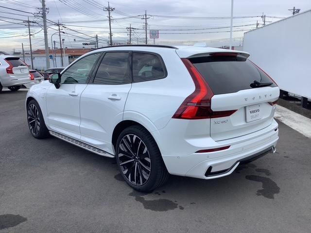 XC60ウルトラ T6 AWD プラグイン ハイブリッド 4WD