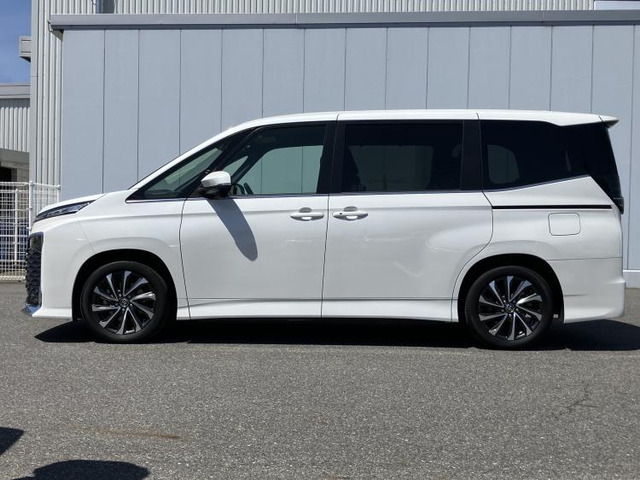 ヴォクシー1.8 ハイブリッド S-Z