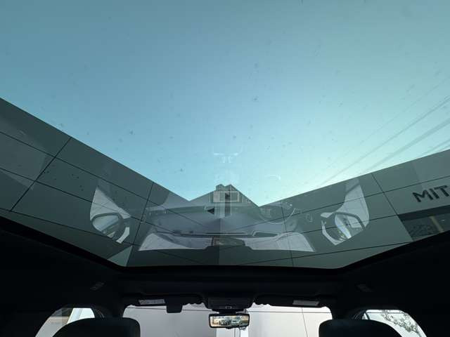 レンジローバーイヴォークファーストエディション 2.0L D180 ディーゼル 4WD