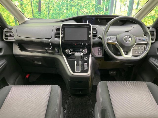 セレナ2.0 ハイウェイスター Vセレクション