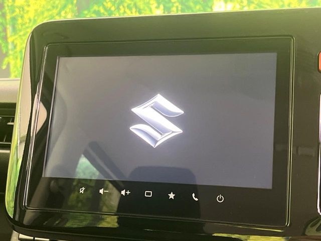 �y����9�C���`�i�r�z�l�C�̏����i�r�𑕔����Ă���܂��B�i�r�̎g���₷���͂������A�I�[�f�B�I�@�\���[��!�L�����v�◷�s�͂������A�ʋ΂┃�����ȂǕ��i�̃h���C�u���y�����Ȃ�͂���