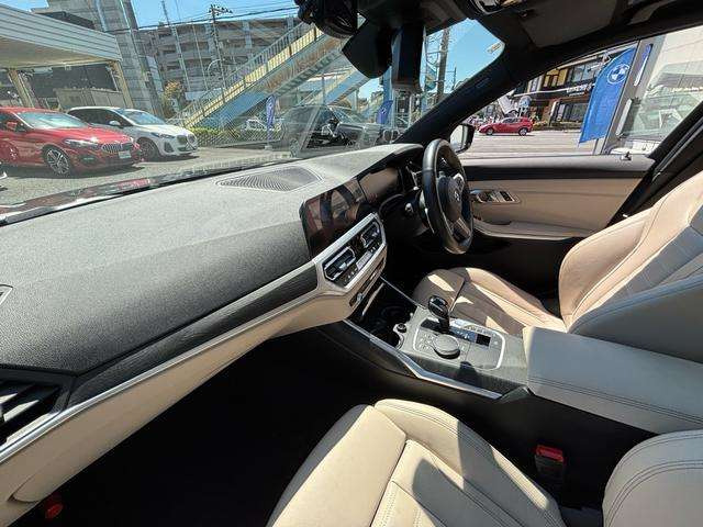 3シリーズツーリング320d xドライブ Mスポーツ  4WD