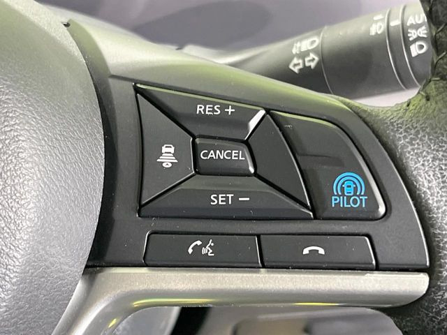 �y�v���p�C���b�g�z�������H�ł̒��������s���y��!!�a�؎��Ə��񑖍s�̃V�[���ŁA�A�N�Z���E�u���[�L�E�X�e�A�����O�������Ő��䂵�A�������^�]�̕��S���y�����Ă���܂���