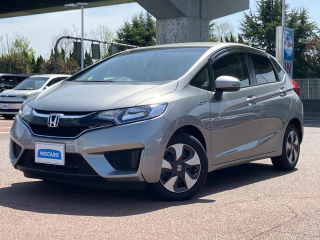 フィット1.5 ハイブリッド Fパッケージ