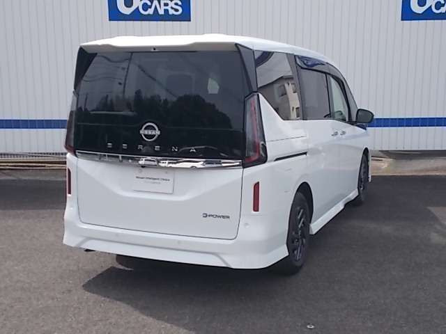 セレナ1.4 e-POWER ハイウェイスターV