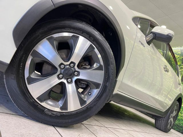 �y����17�C���`�A���~�z�C�[���z�O�ςɃ}�b�`���������A���~�z�C�[���𑕒����Ă���܂��B�e��ЊO�A���~�z�C�[����A�X�^�b�h���X�^�C�����戵�����Ă���܂��B���񂲑��k����������