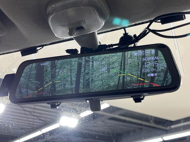 �y�f�W�^�����[���~���[�z��Ȃ̑傫�ȉו��⓯��҂Ō�����m�F���Â炢���ł����S!�J�������B�e�����ԗ�����̉f�������[���~���[���ɕ\���B�N���A�Ȏ��E�ŏ󋵂̊m�F���\�ł�!