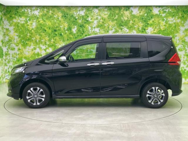 フリード+1.5 クロスター ホンダセンシング 4WD