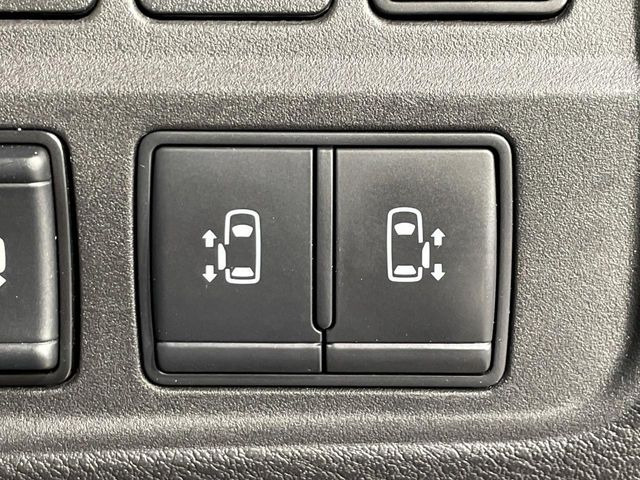 セレナ1.2 e-POWER ハイウェイスターV