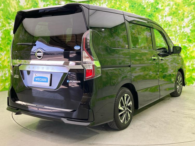 セレナ1.2 e-POWER ハイウェイスターV