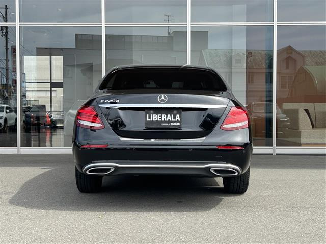 EクラスE220d アバンギャルド