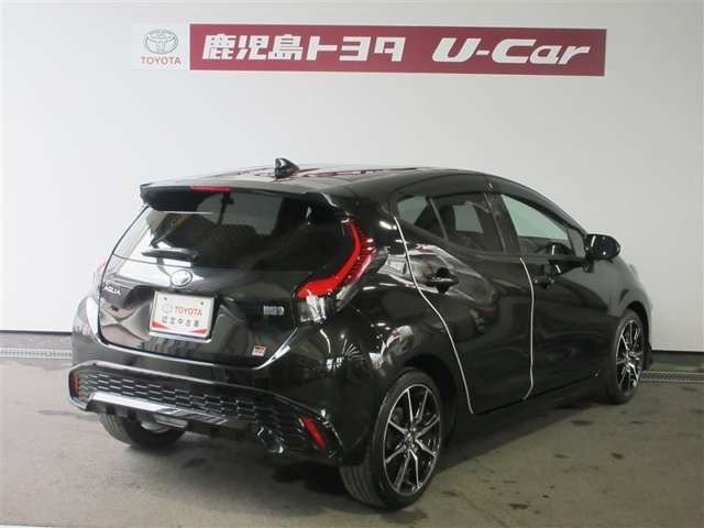 アクア1.5 GRスポーツ