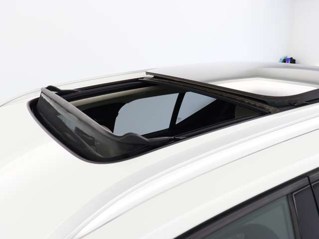 XC40アルティメット B4 AWD 4WD