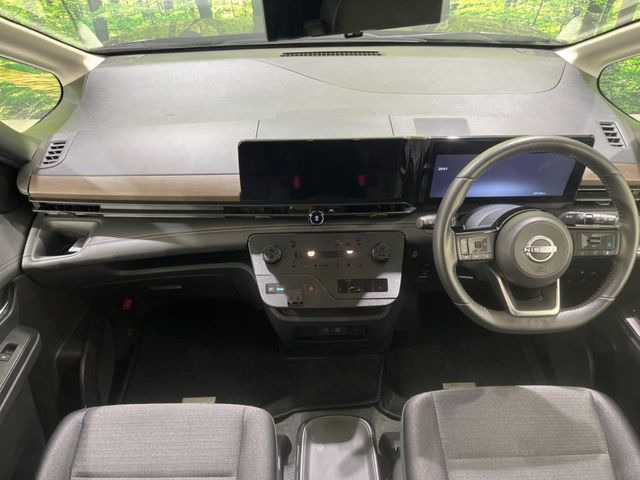 セレナ1.4 e-POWER ハイウェイスターV