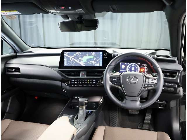 UX200 グレイスフル エクスプローラー