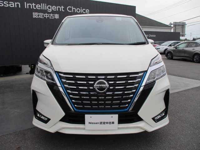 セレナ1.2 e-POWER ハイウェイスターV