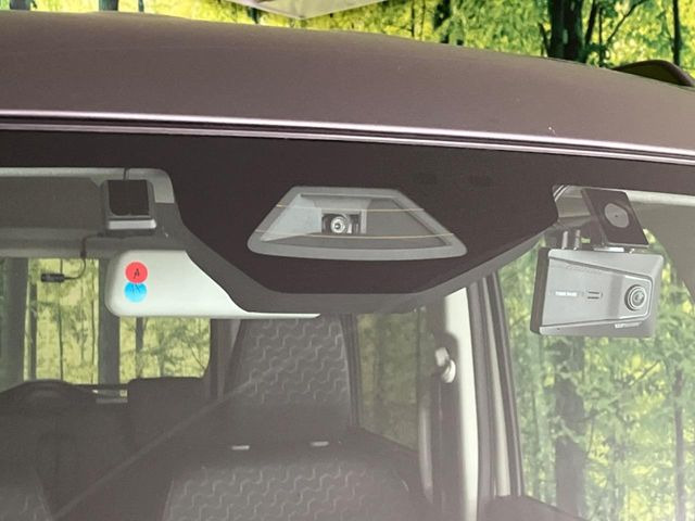 �y�X�Y�L �Z�[�t�e�B�T�|�[�g�z���s���ɑO���̎ԗ�����F�����A�Փ˂������Ȏ��͌x��ƃu���[�L�ŏՓˉ���Ɣ�Q�y�����A�V�X�g�B�����S�Ƀh���C�u�����y���݂��������܂��B