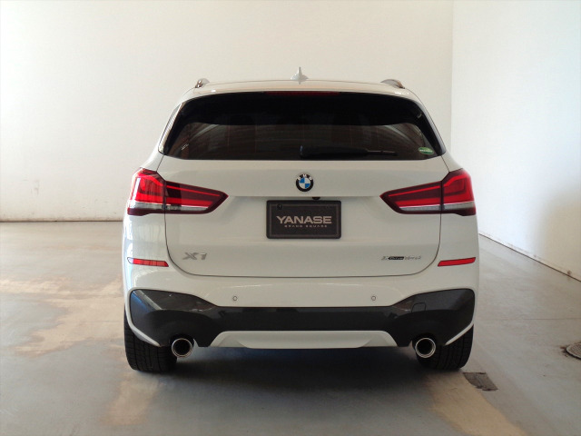 X1xドライブ 18d Mスポーツ 4WD