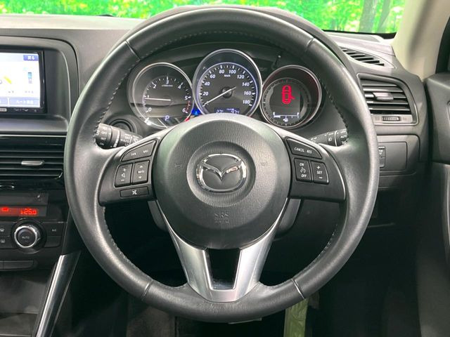 �y�����v�����X�e�A�����O�z�㎿�Ȋv���g�p���邱�ƂŁA��ɂ����������݂ƂĂ��^�]���₷���n���h���ł���