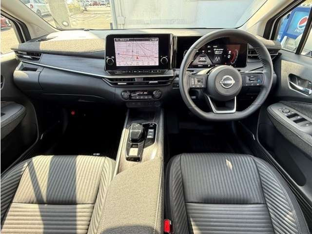 ノートオーラ1.2 G レザーエディション