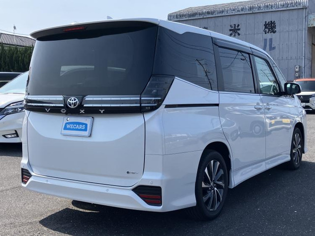 ヴォクシー1.8 ハイブリッド S-Z