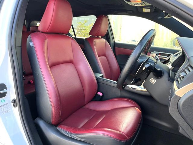 �^�]�Ȃ܂��ɂ͏\���ȃX�y�[�X������A�啿�ȕ��ł��������^�]���Ă�����������ł��B