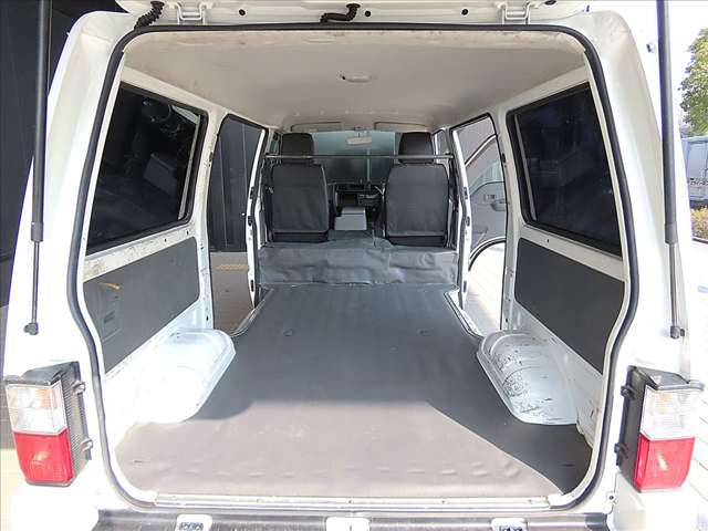 ボンゴバン1.8 DX 低床