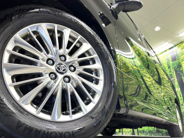 �y����18�C���`�A���~�z�C�[���z�O�ςɃ}�b�`���������A���~�z�C�[���𑕒����Ă���܂��B�e��ЊO�A���~�z�C�[����A�X�^�b�h���X�^�C�����戵�����Ă���܂��B���񂲑��k����������