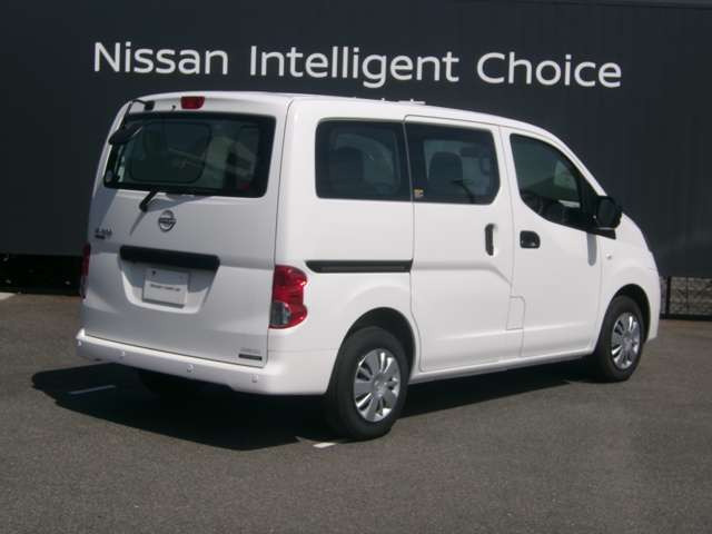 NV200バネットバン1.6 VX