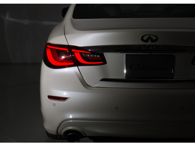 ★テールスモークやLED加工、マフラー、ルーフスポイラー、リアウイング、エアロパーツなど取り付け承ります!ご納車迄に出来ますので、お車ご購入とセット購入がおすすめです!!