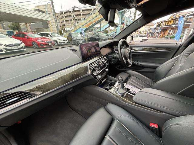 5シリーズセダン523d xドライブ Mスポーツ 4WD