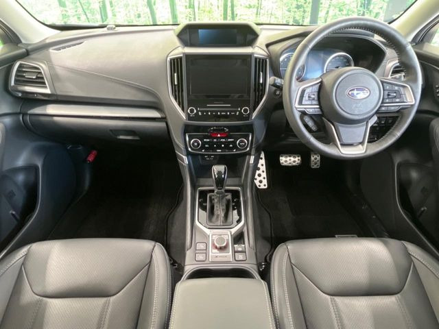 フォレスター2.5 プレミアム 4WD