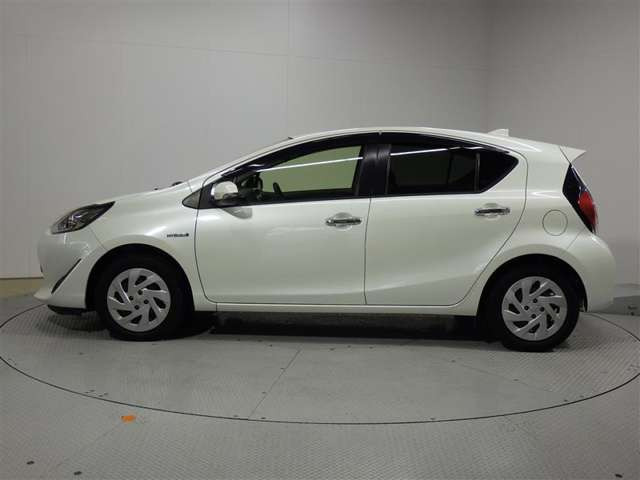 アクア1.5 S スタイルブラック