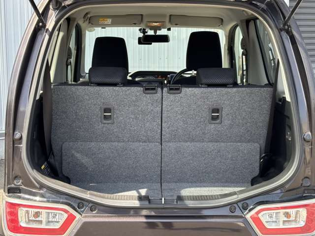 ���X�̓W���Ԃ̂قƂ�ǂ��A�{�B���d������s���Ă���܂�!�����̃T�r�����Ȃ��A�R���f�B�V�������ǍD�ł�!���l�i���ł�����薳�ʂ��Ȃ��A���񋟂ł���M���M���̉��i�ł��񋟂����Ă��������Ă���܂���