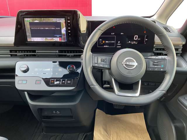 セレナ1.4 e-POWER ハイウェイスターV