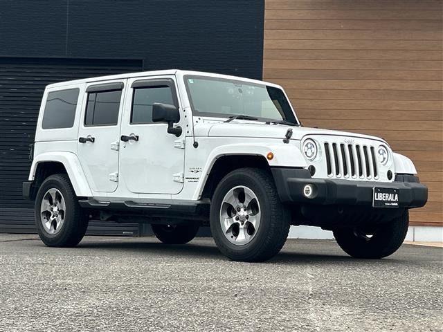 ラングラーアンリミテッド サハラ 4WD