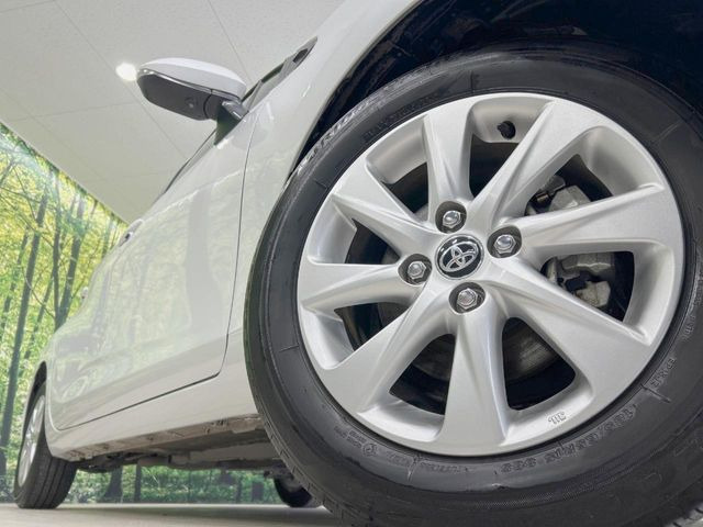 �y����15�C���`�A���~�z�C�[���z�O�ςɃ}�b�`���������A���~�z�C�[���𑕒����Ă���܂��B�e��ЊO�A���~�z�C�[����A�X�^�b�h���X�^�C�����戵�����Ă���܂��B���񂲑��k����������
