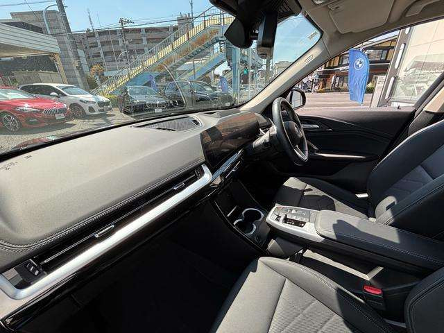 X1xドライブ 20i xライン DCT 4WD