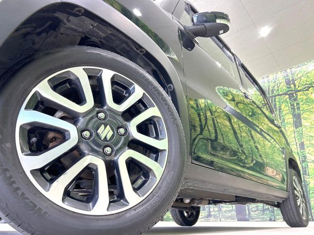 �y����15�C���`�A���~�z�C�[���z�O�ςɃ}�b�`���������A���~�z�C�[���𑕒����Ă���܂��B�e��ЊO�A���~�z�C�[����A�X�^�b�h���X�^�C�����戵�����Ă���܂��B���񂲑��k����������