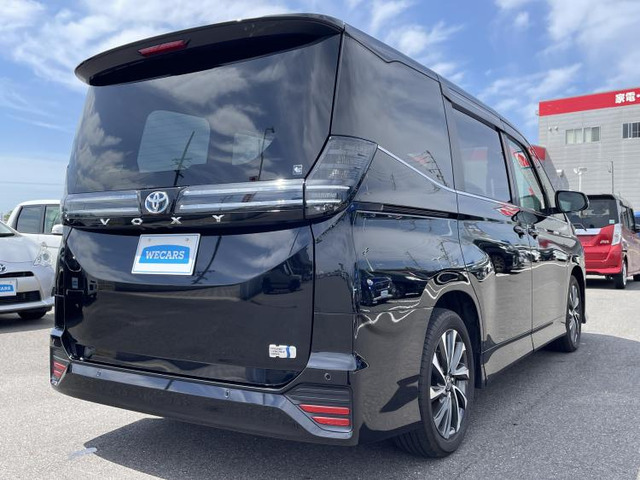 ヴォクシー1.8 ハイブリッド S-Z