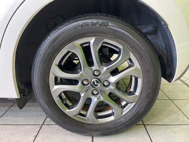 �y����16�C���`�A���~�z�C�[���z�O�ςɃ}�b�`���������A���~�z�C�[���𑕒����Ă���܂��B�e��ЊO�A���~�z�C�[����A�X�^�b�h���X�^�C�����戵�����Ă���܂��B���񂲑��k����������