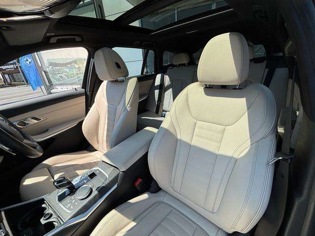 3シリーズツーリング320d xドライブ Mスポーツ  4WD