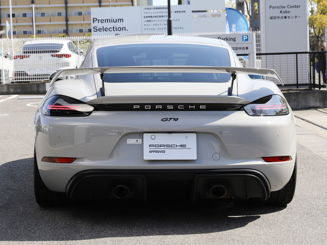 718ケイマンGT4